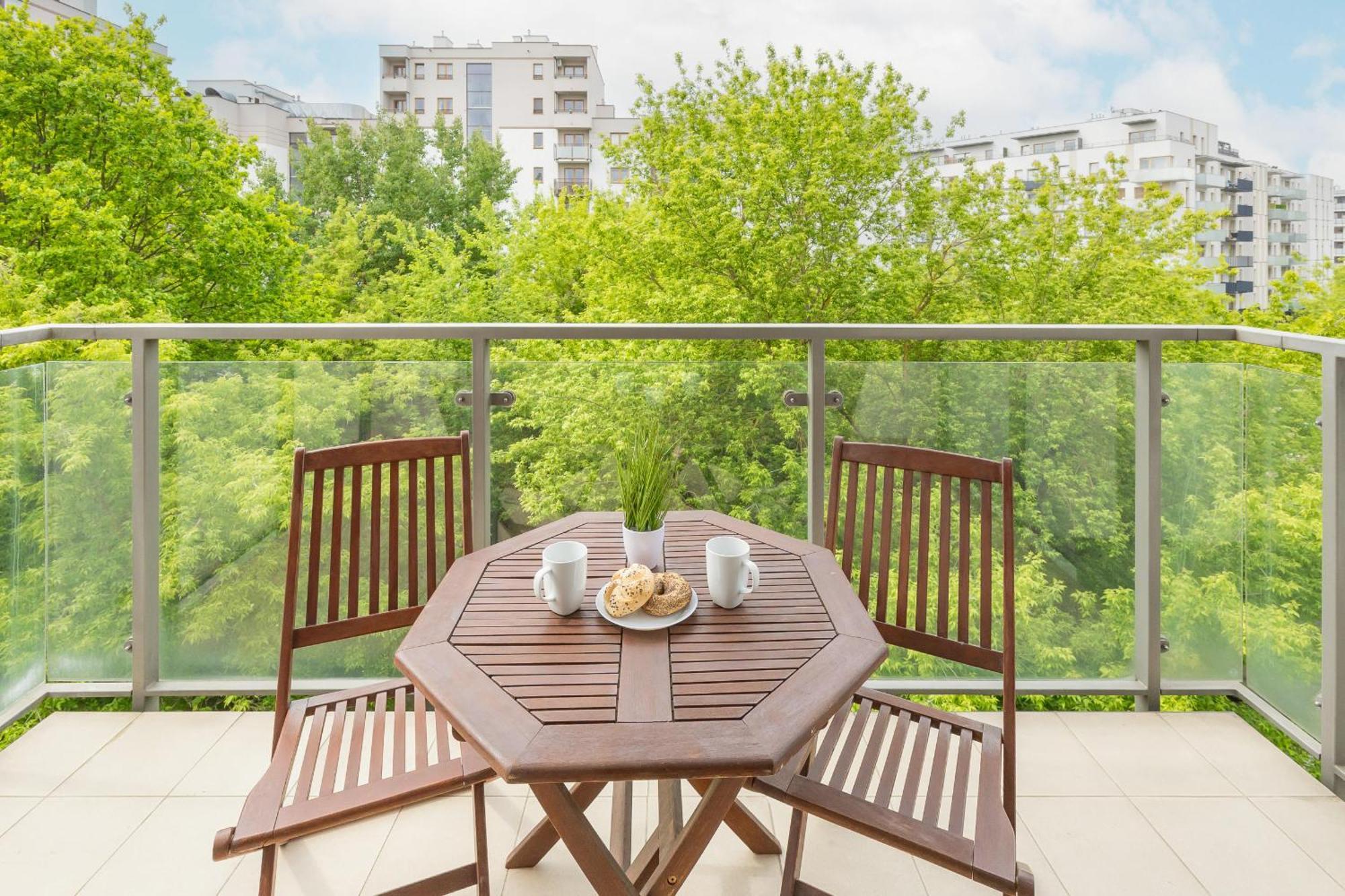 City Apartment With Parking Near Metro Mlociny By Noclegi Renters Варшава Экстерьер фото